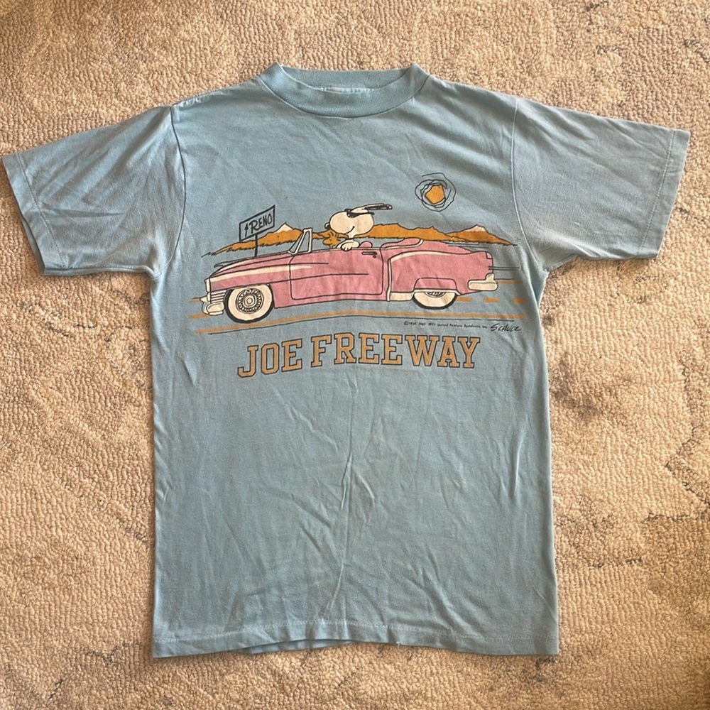 Vintage snoopy single stitch tee shirt Joe Freeway Reno